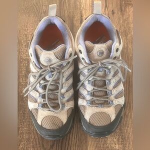Women’s Merrell hiking shoes
